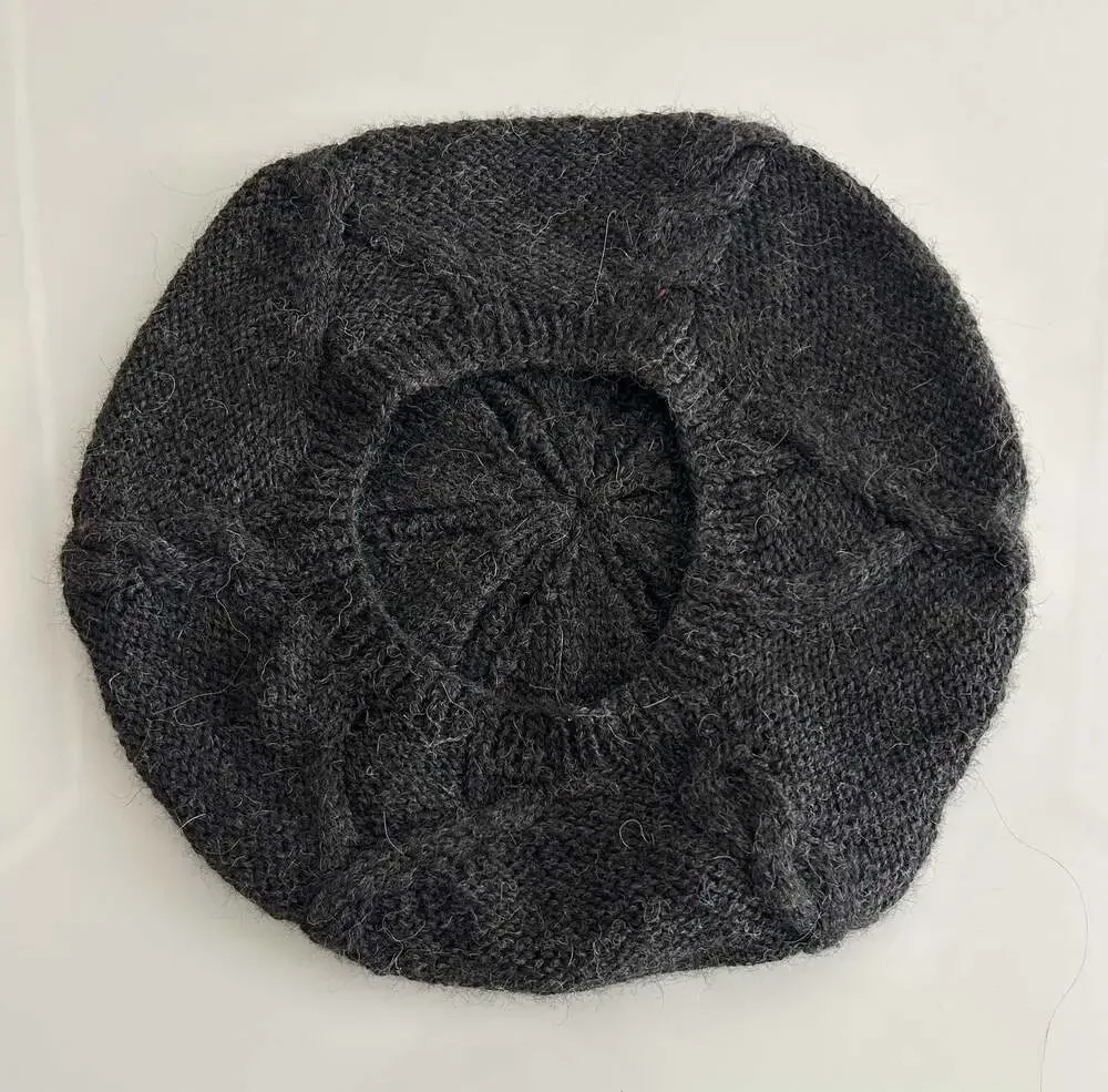 Alpaca‎ International 100% Baby Alpaca Gray Cable Knit Beret